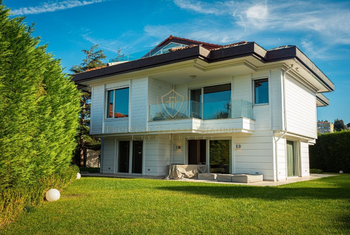 Kanlıca Exclusive Villa فلل فاخرة بإطلالة طبيعية وبحرية في Beykoz