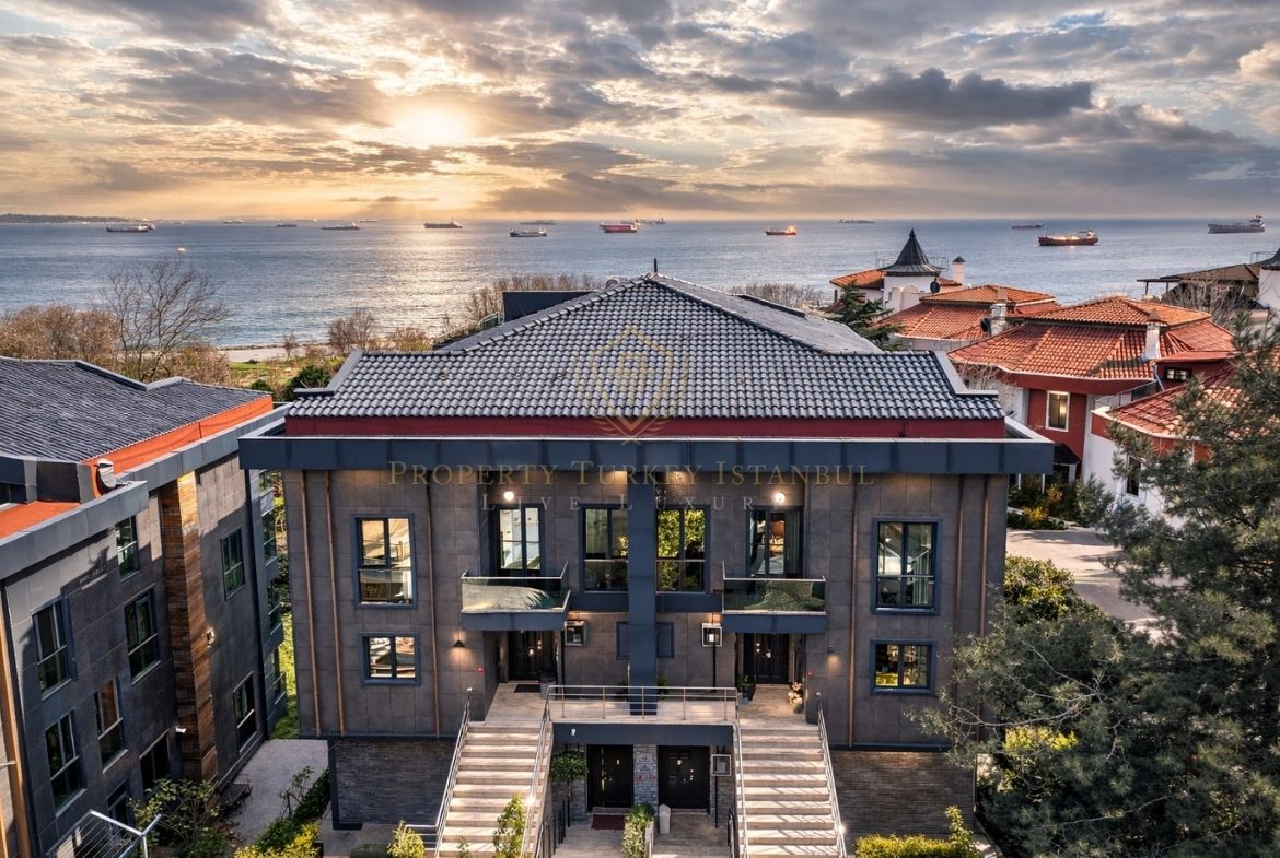 Deniz Manzaralı Royal Bay Villası Эксклюзивные виллы с бассейном в Beşiktaş